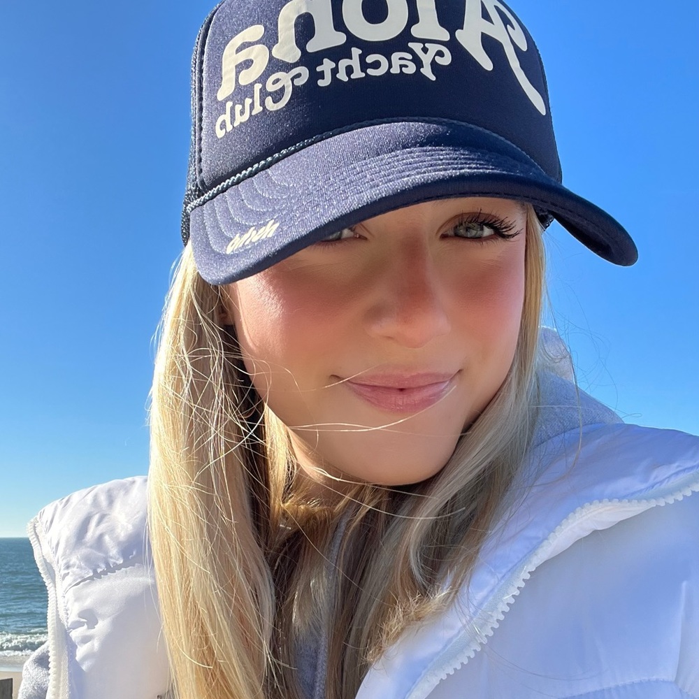 Meet your Posher, Tess